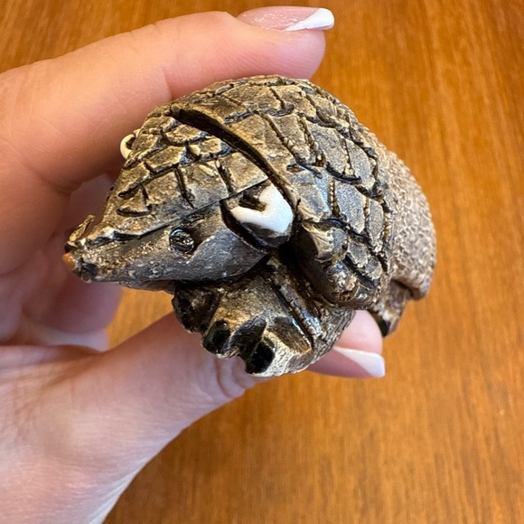 Vintage Armadillo Figurine Artesania Rinconada Uruguay Signed - Picture 2 of 7